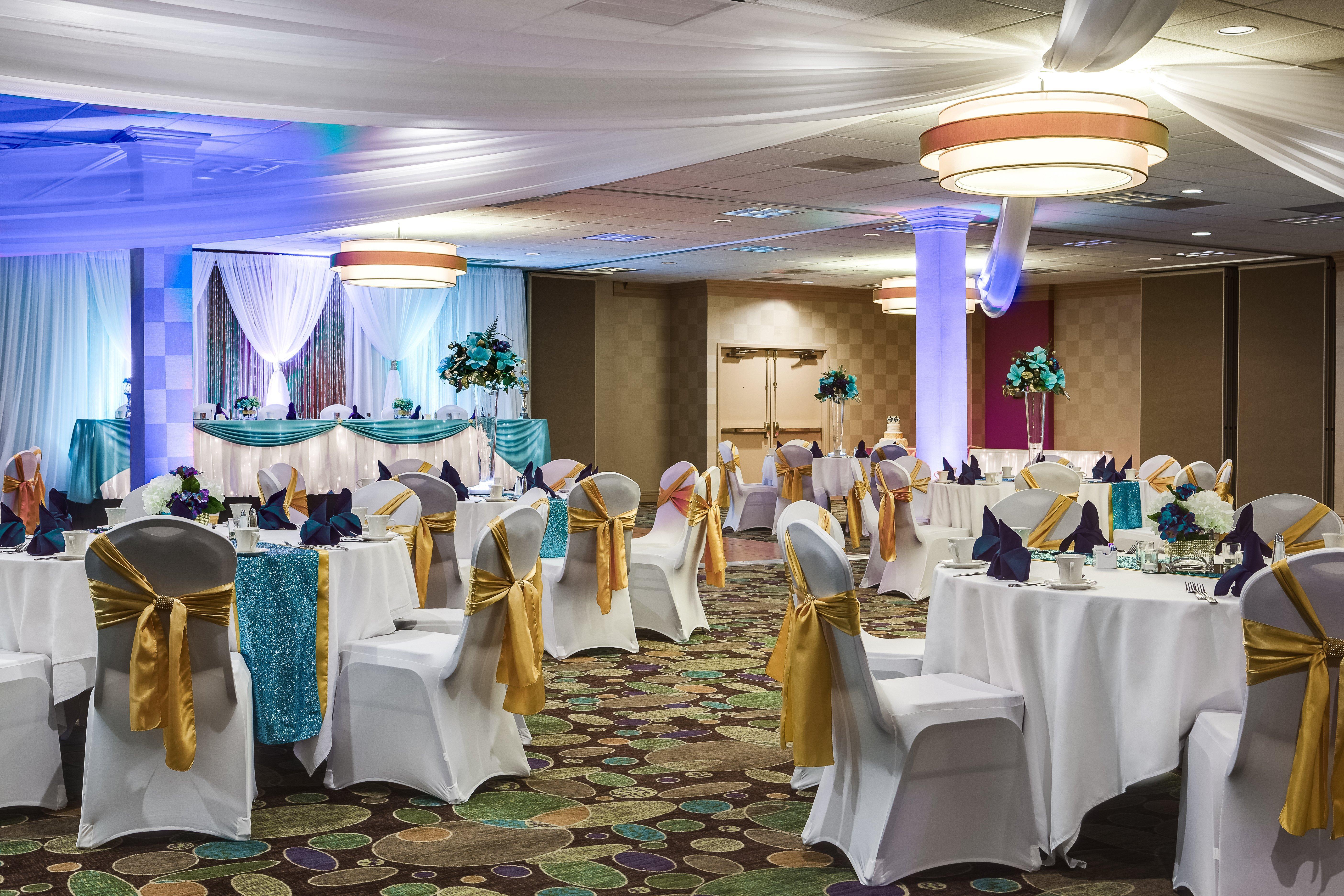 Holiday Inn Hotel & Suites Overland Park-West By Ihg Exterior photo