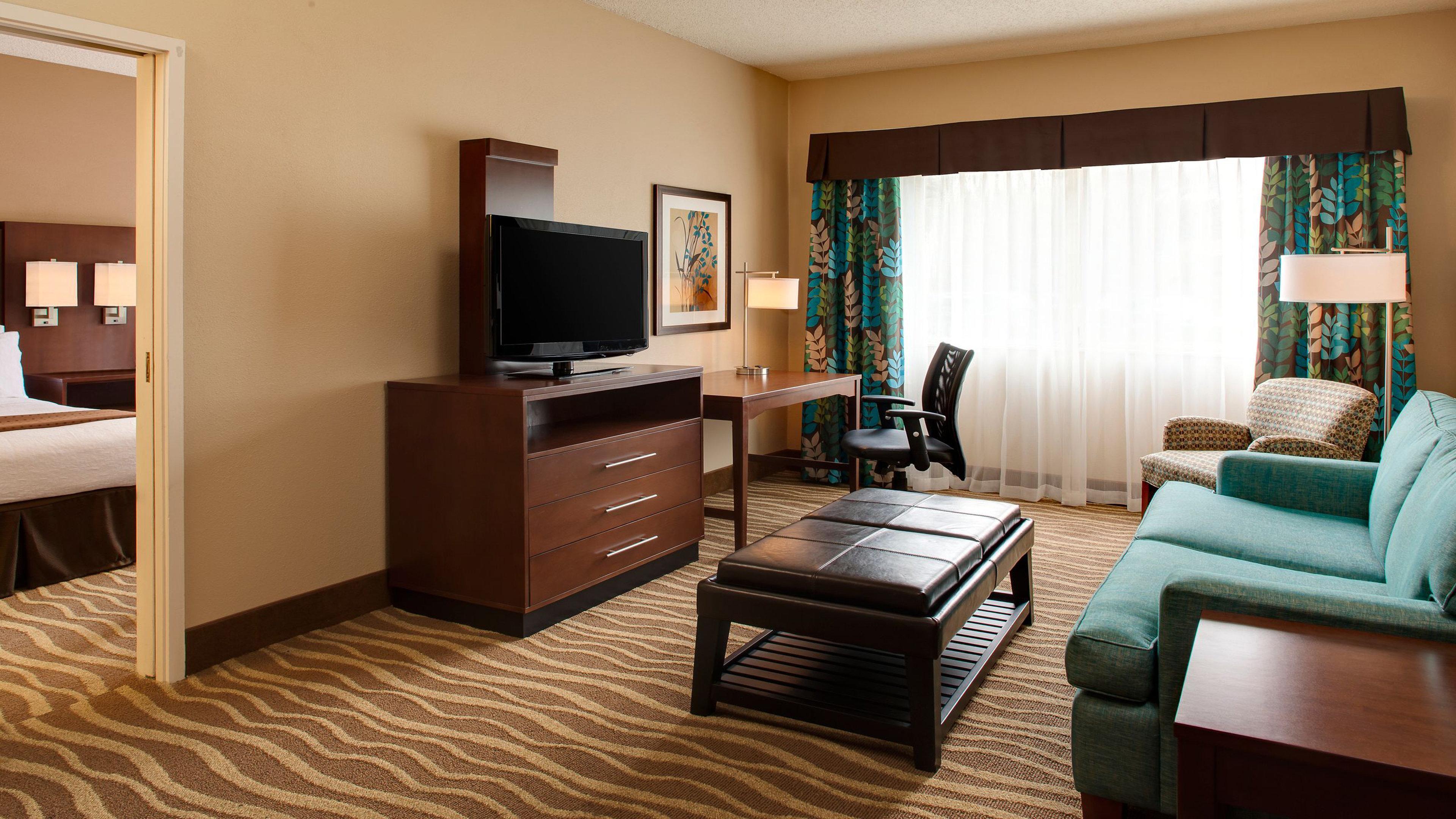 Holiday Inn Hotel & Suites Overland Park-West By Ihg Exterior photo
