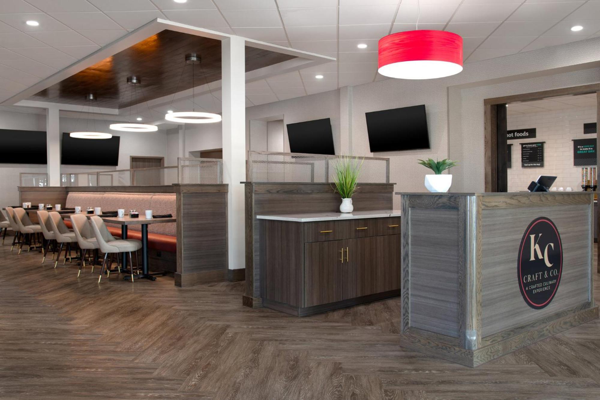 Holiday Inn Hotel & Suites Overland Park-West By Ihg Exterior photo