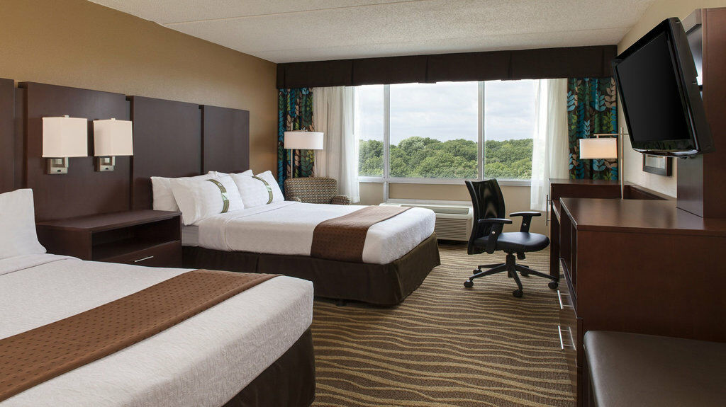 Holiday Inn Hotel & Suites Overland Park-West By Ihg Exterior photo